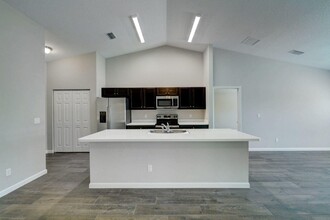 1294 SW Patricia Ave in Port St. Lucie, FL - Building Photo - Building Photo