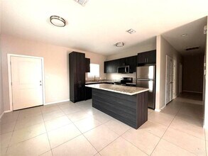 1405 Alta Vista Dr in Progreso Lakes, TX - Building Photo - Building Photo