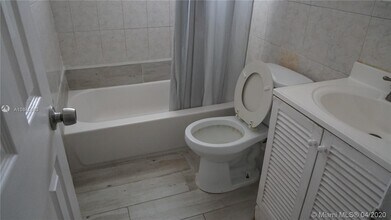 542 Euclid Ave in Miami Beach, FL - Foto de edificio - Building Photo