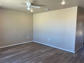 2927 E Cornell St in Lubbock, TX - Building Photo - Building Photo