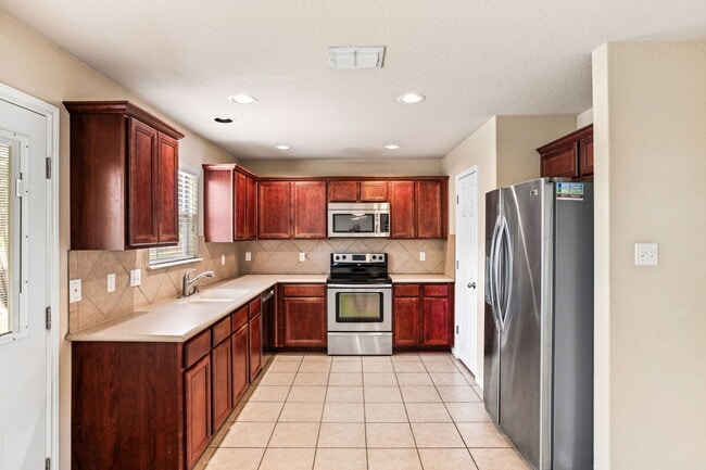 9303 Ingleton in San Antonio, TX - Building Photo - Building Photo