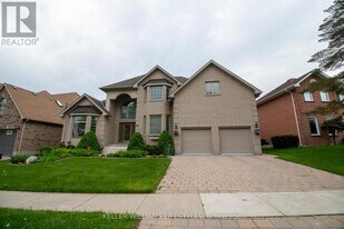 206 Ambleside Dr in London, ON - Building Photo