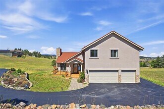 24047 Genesee Trail Rd in Golden, CO - Building Photo - Building Photo