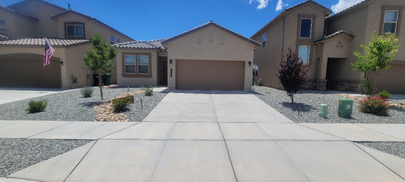 3253 Berkshire Rd NE in Rio Rancho, NM - Building Photo