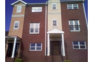 The Park at Laurel Townhomes in Atlanta, GA - Foto de edificio - Building Photo