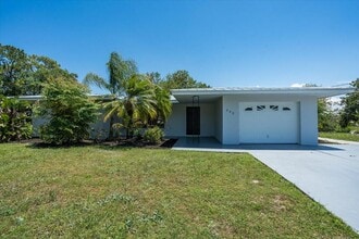 202 Bay St in Port St. Lucie, FL - Building Photo - Building Photo