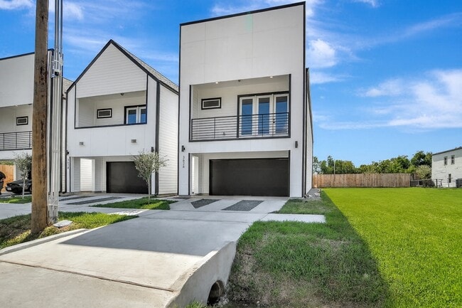 3626 Amos St in Houston, TX - Building Photo - Building Photo