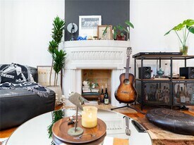 337 NW 47th St in Miami, FL - Building Photo