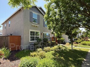 4716 McDougald Blvd in Stockton, CA - Building Photo - Building Photo