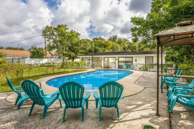 2233 E Kaley Ave in Orlando, FL - Building Photo - Building Photo