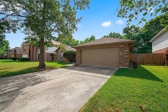 19407 Arbor Pines Ln in Humble, TX - Foto de edificio - Building Photo