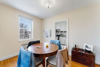 1716 Cambridge St, Unit 31 in Cambridge, MA - Building Photo - Building Photo