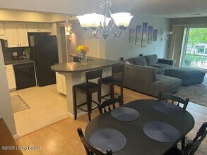 416 Highwood Dr in Louisville, KY - Building Photo - Building Photo