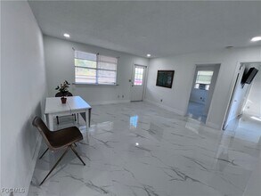 3921 Fort Denaud Rd in Fort Denaud, FL - Building Photo - Building Photo