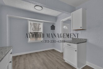 This beautifully updated 3-bedroom, 1-bath single-family home is ready for move-in! in Detroit, MI - Building Photo - Building Photo