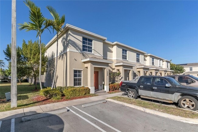 540 NE 5th Terrace in Florida City, FL - Building Photo - Building Photo