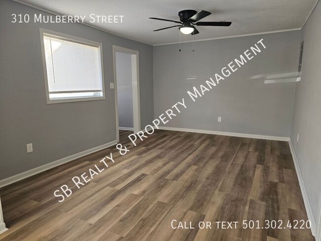 310 Mulberry St in Jacksonville, AR - Building Photo - Building Photo