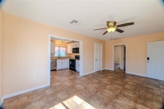 100 N Ocotillo St in Henderson, NV - Building Photo - Building Photo