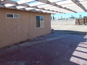 2070 E La Mesa St in Yuma, AZ - Building Photo - Building Photo