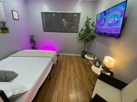 310 SW 9th Ave in Hallandale Beach, FL - Building Photo