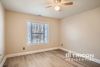 220 Susan Ln in Fayetteville, GA - Building Photo - Building Photo