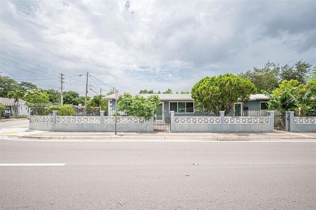 property at 5204 N Miami Ave