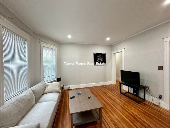37 Sudan St, Unit 1 in Boston, MA - Building Photo - Building Photo