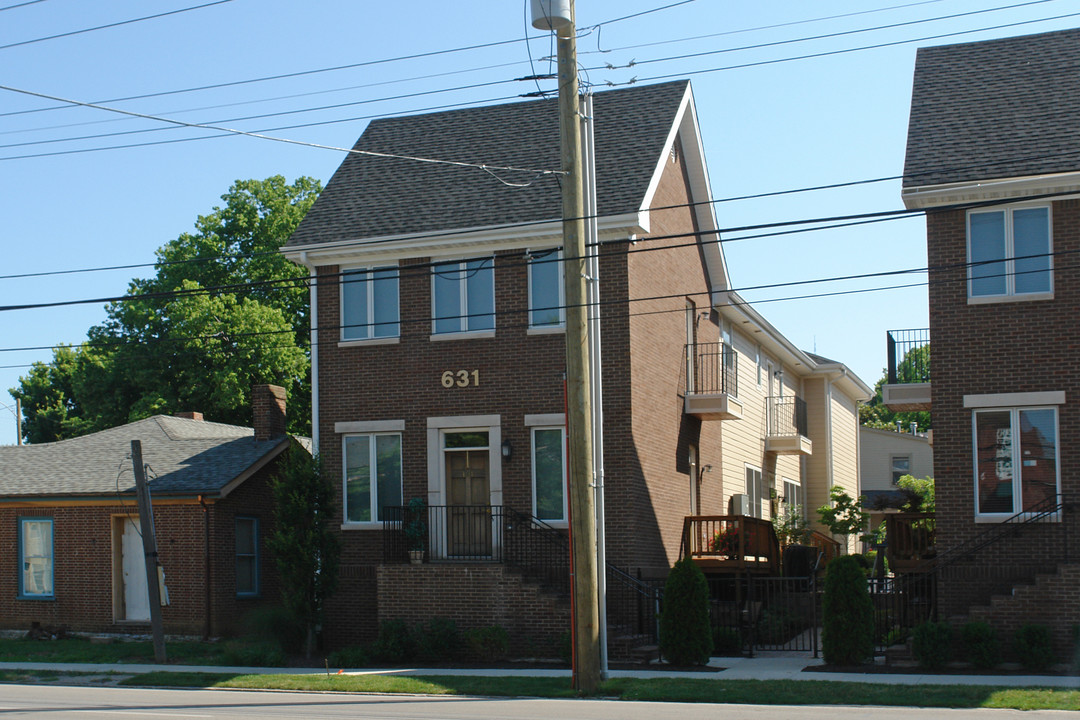 631 W Main St in Lexington, KY - Building Photo