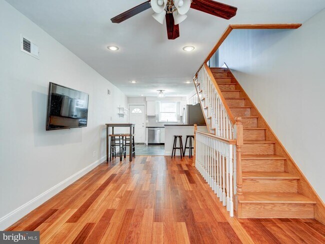 1134 S Alder St in Philadelphia, PA - Building Photo - Building Photo