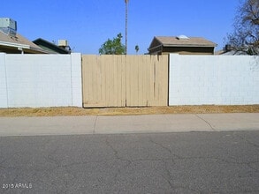 6941 W Vermont Ave in Glendale, AZ - Building Photo - Building Photo