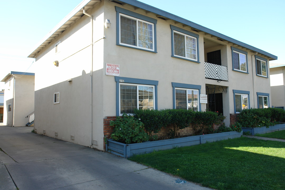 3192 Cadillac Dr in San Jose, CA - Building Photo