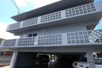 94-321 Pupuole St in Waipahu, HI - Foto de edificio - Building Photo