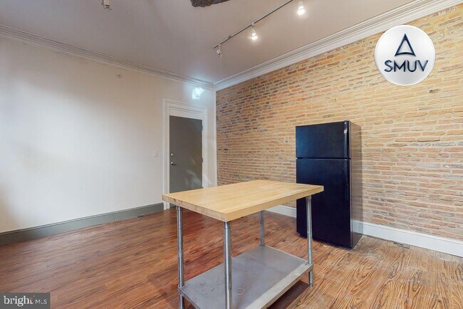 914 St Paul St in Baltimore, MD - Building Photo - Building Photo