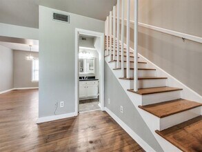 6450 Bordeaux Ave in Dallas, TX - Building Photo - Building Photo