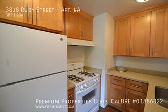 3818 Ruby St in Oakland, CA - Building Photo - Building Photo