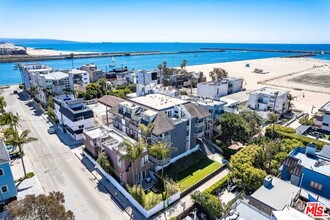 24 Westwind St in Marina Del Rey, CA - Building Photo - Building Photo