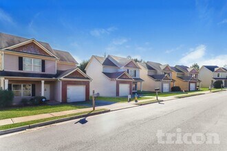 29 Carriage Hls Dr SE in Cartersville, GA - Foto de edificio - Building Photo