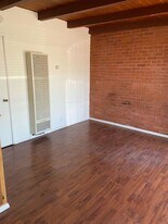 1350 N Craycroft Rd in Tucson, AZ - Building Photo