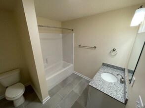 540 Northend Dr, Unit 3210 in Schenectady, NY - Building Photo - Building Photo