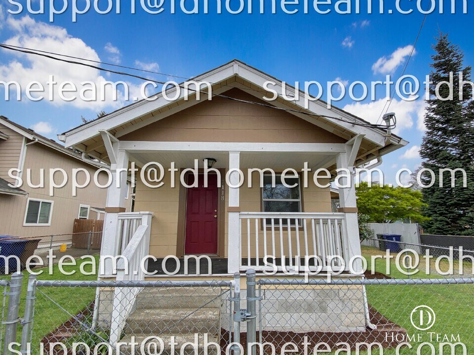 7118 S Tyler St in Tacoma, WA - Building Photo