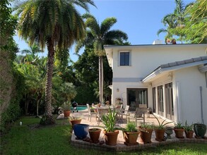 414 Seven Isles Dr in Fort Lauderdale, FL - Building Photo - Building Photo