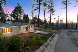 7045 Molokai Dr in Paradise, CA - Building Photo
