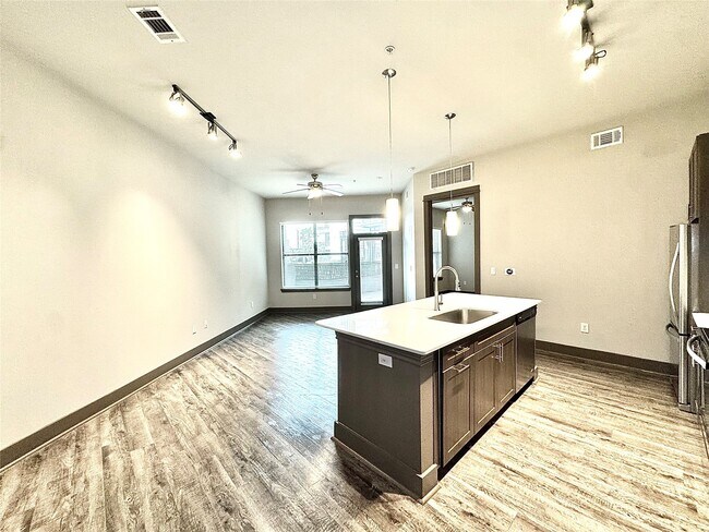 property at 5454 Washington Ave
