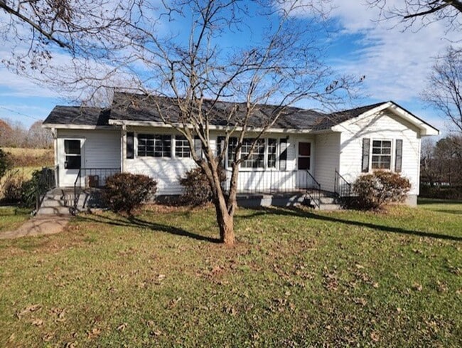 property at 4253 Siloam Rd