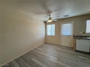 1080 Hall in Pahrump, NV - Building Photo - Building Photo