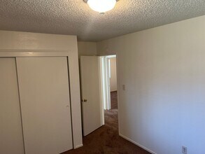 5113 Gaylene Ave in Bakersfield, CA - Building Photo - Building Photo