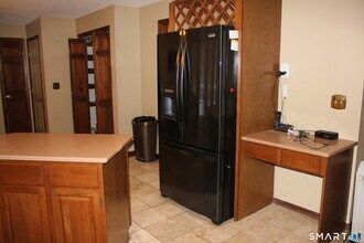 522 Springfield Rd in Somers, CT - Building Photo - Building Photo