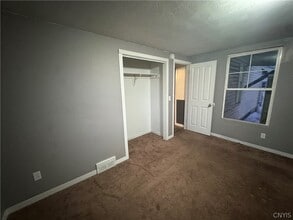 109 1st St in Rome, NY - Building Photo - Building Photo