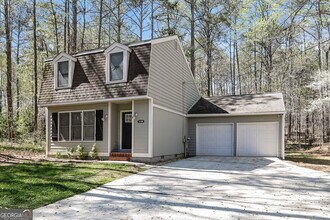 1398 Lakeview Pkwy in Villa Rica, GA - Building Photo - Building Photo