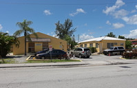 Van Buren Apartments in Hollywood, FL - Foto de edificio - Building Photo